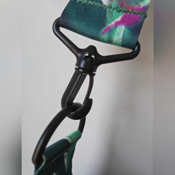 ADIDAS Duffle Sport Active Fitness Travel Fearless Nylon Bag Black Green Coral - Picture 6 of 10